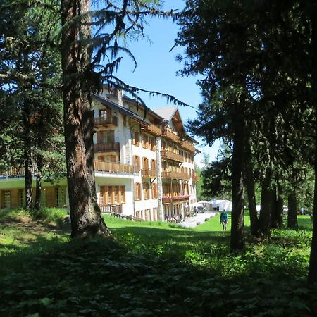 Grand Hotel & Kurhaus Arolla Εξωτερικό φωτογραφία