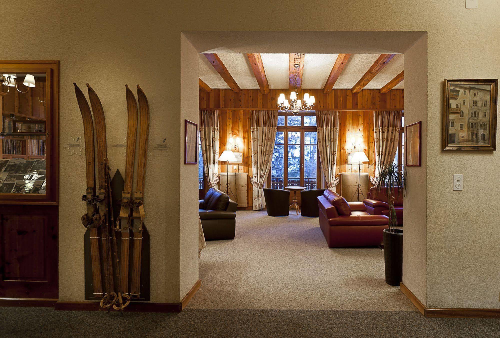 Grand Hotel & Kurhaus Arolla Εξωτερικό φωτογραφία